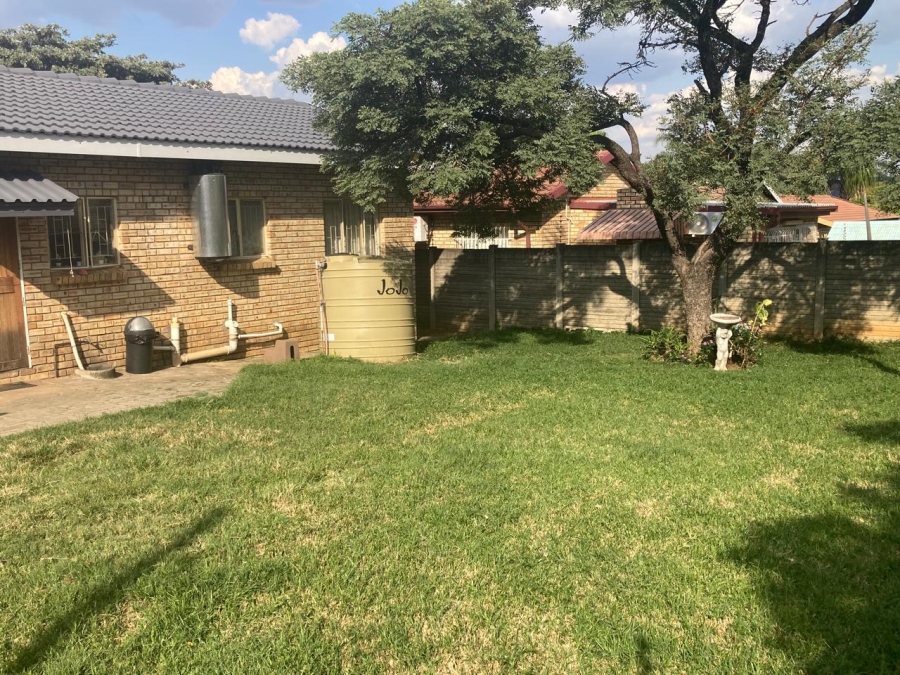 3 Bedroom Property for Sale in Geelhoutpark North West